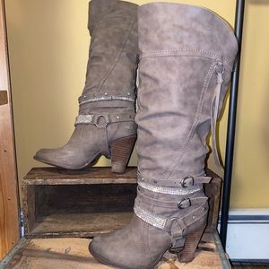 Not Rated- healed boots